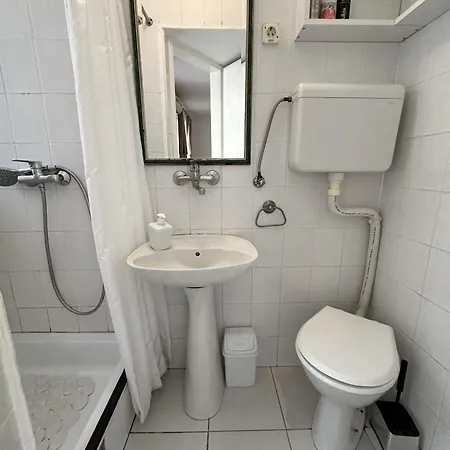 Maximus Apartment
